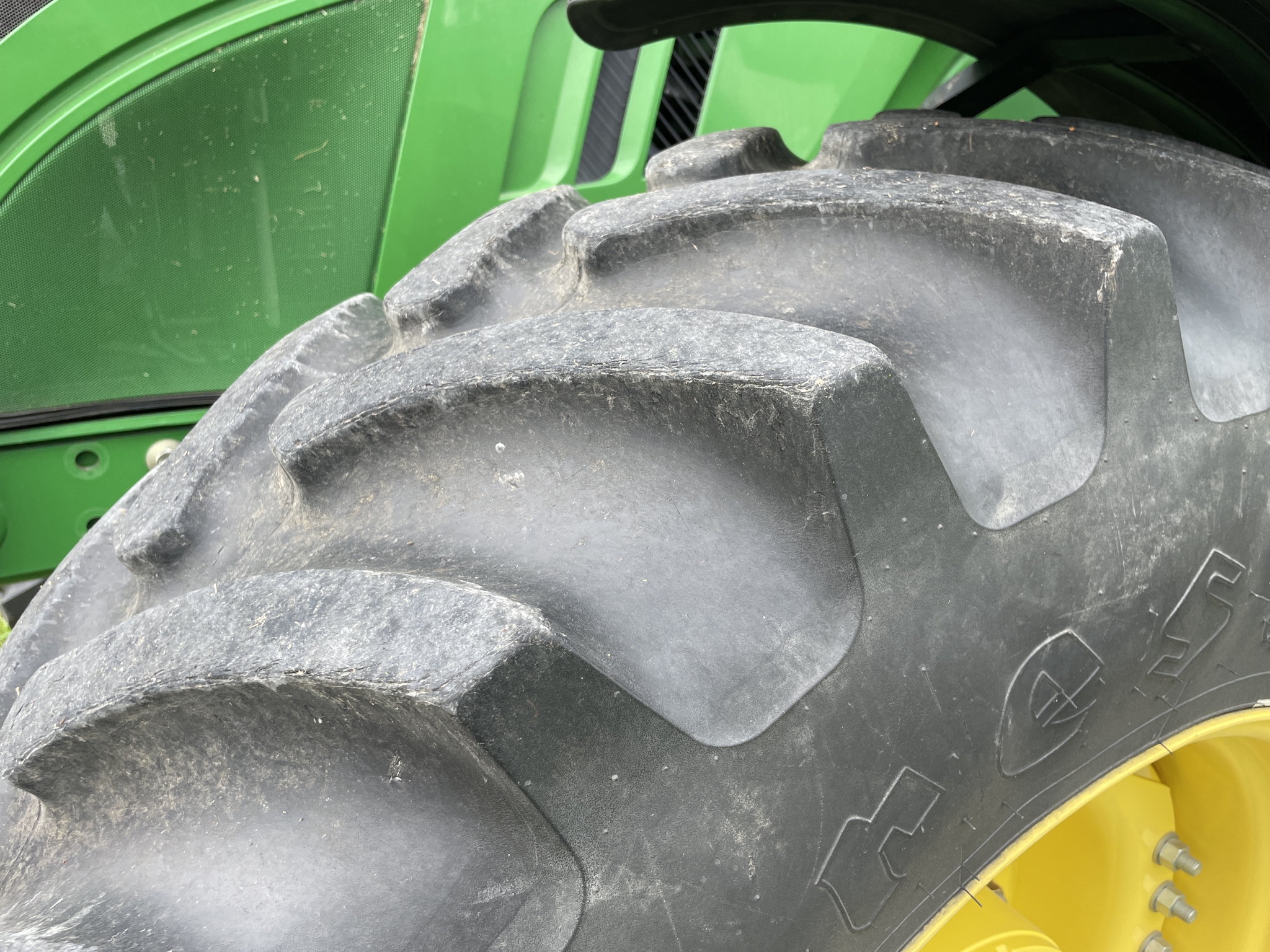 2015 John Deere 6145R Image 22