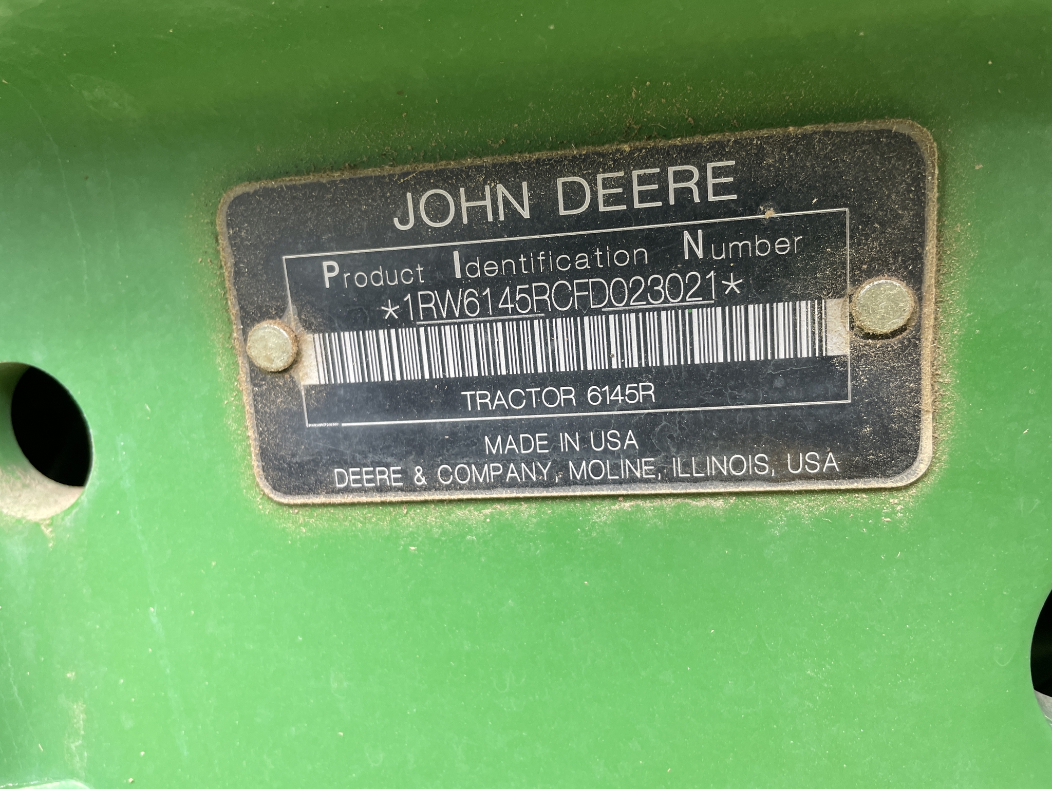 2015 John Deere 6145R Image 24