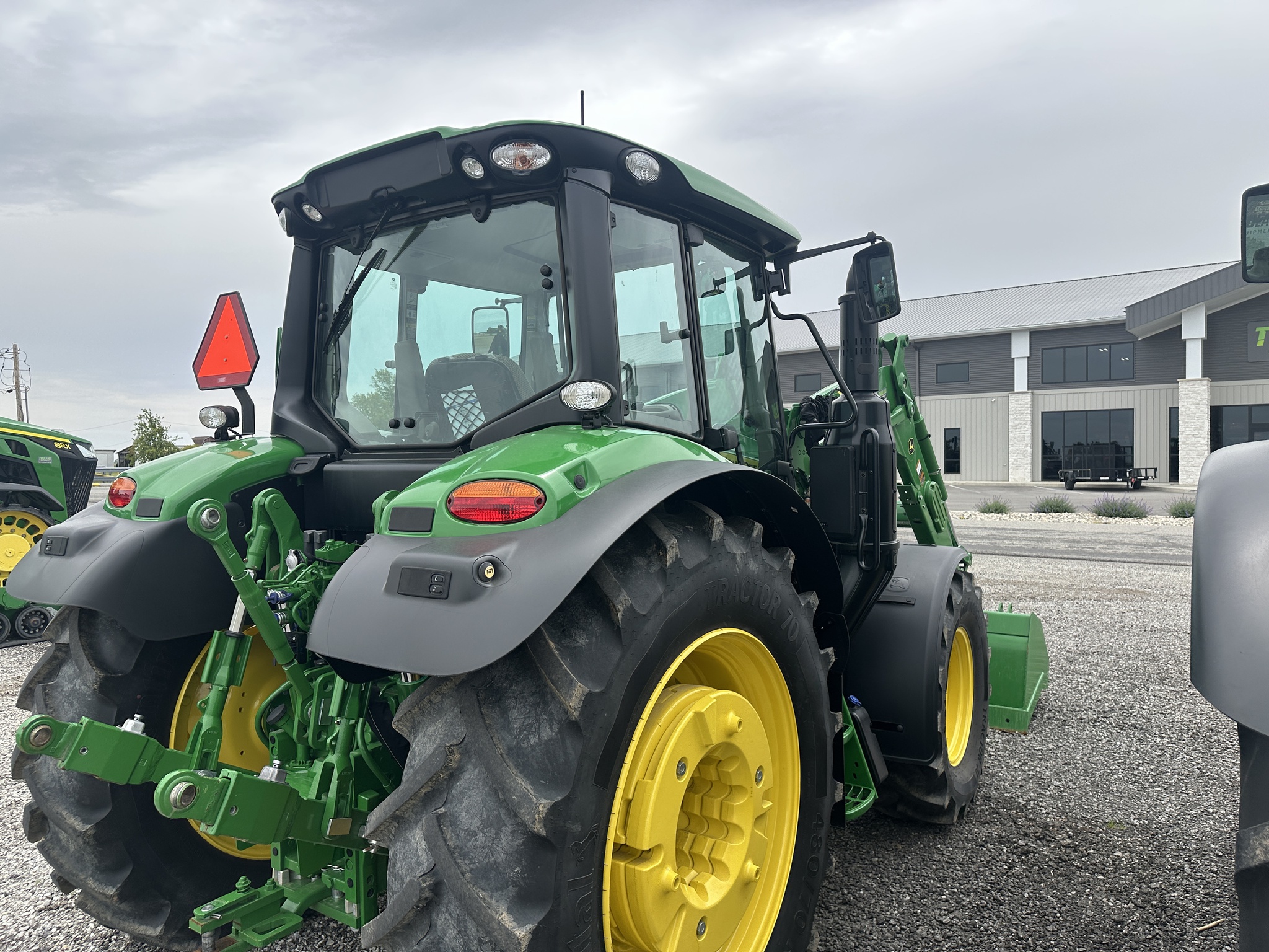 2025 John Deere 6M 115 Image 2