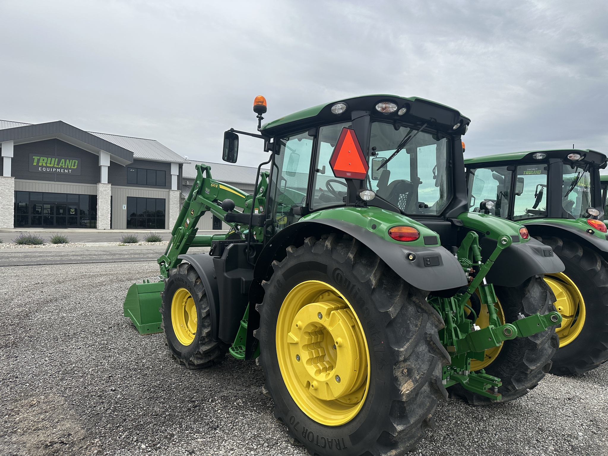 2025 John Deere 6M 115 Image 13