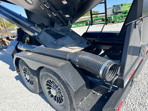 2023 J&M 290 Seed Tender