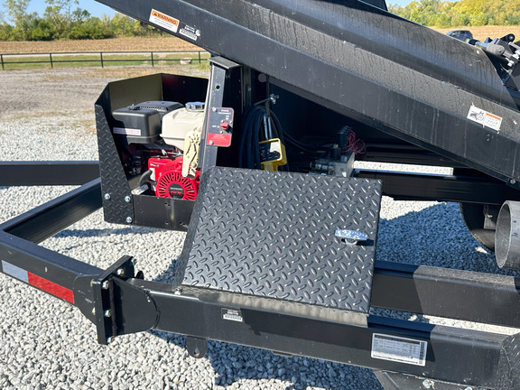 2023 J&M 290 Seed Tender