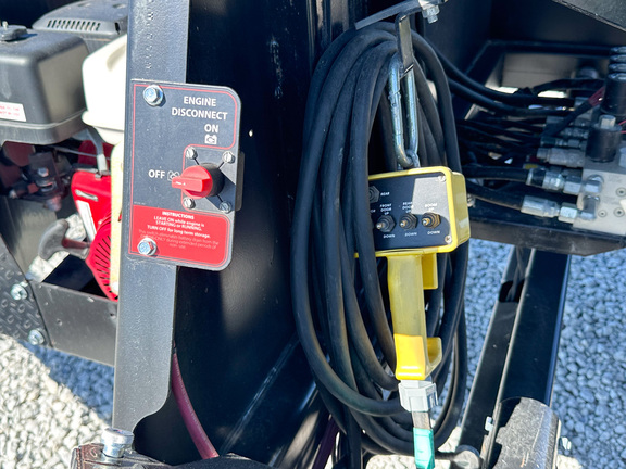 2023 J&M 290 Seed Tender