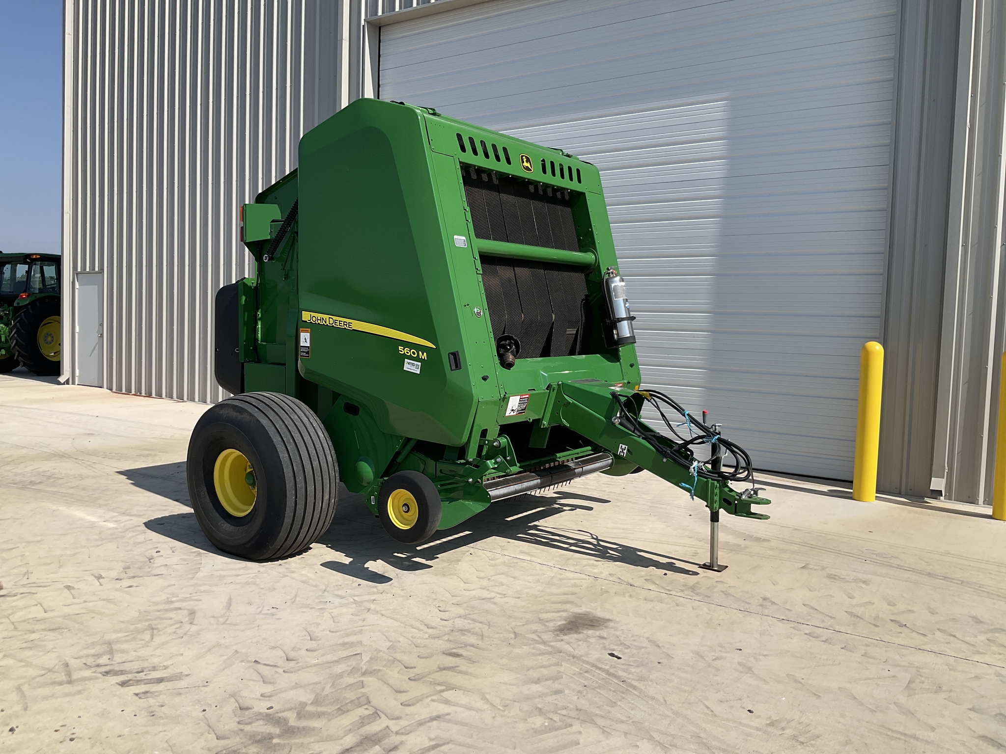 2023 John Deere 560M Image 5
