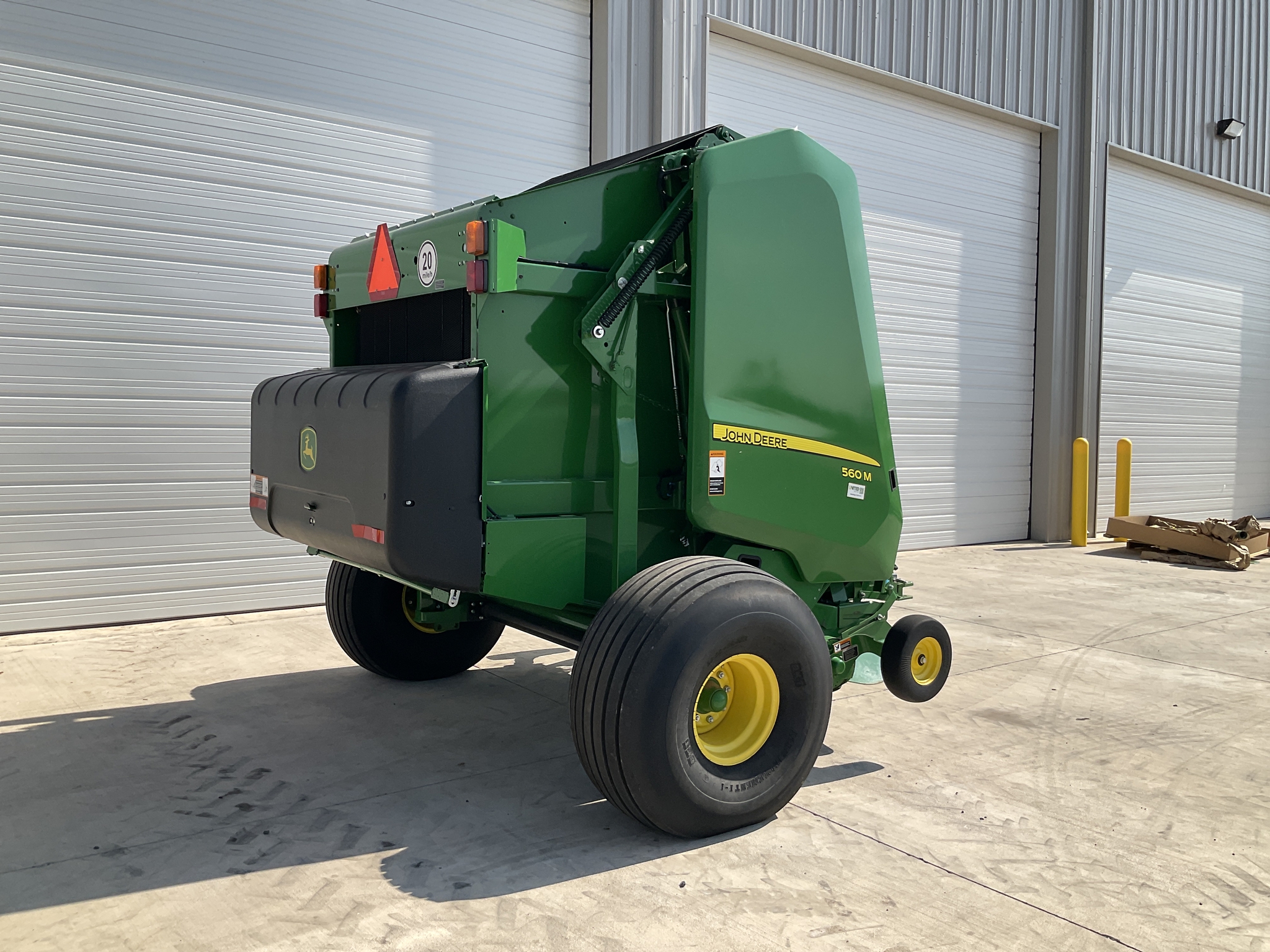 2023 John Deere 560M Image 6