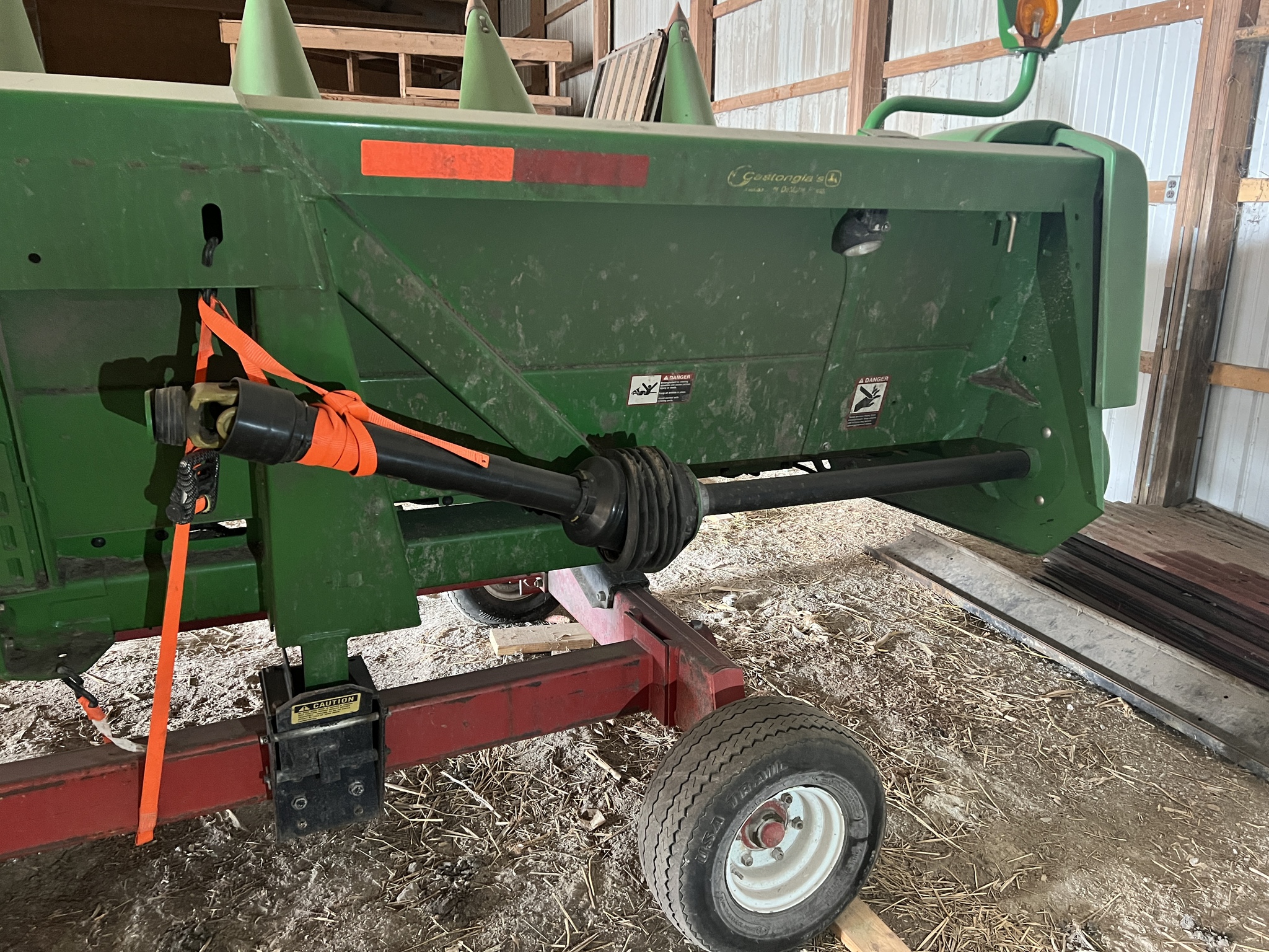 2011 John Deere 608C Image 5