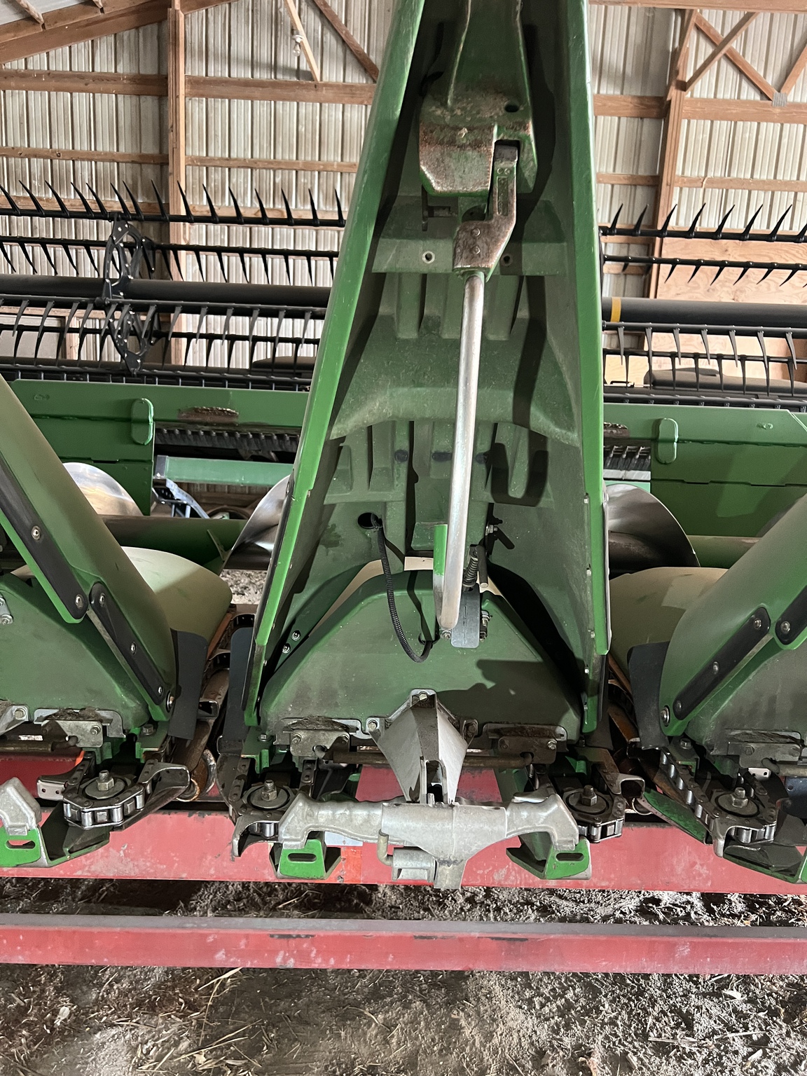 2011 John Deere 608C Image 12
