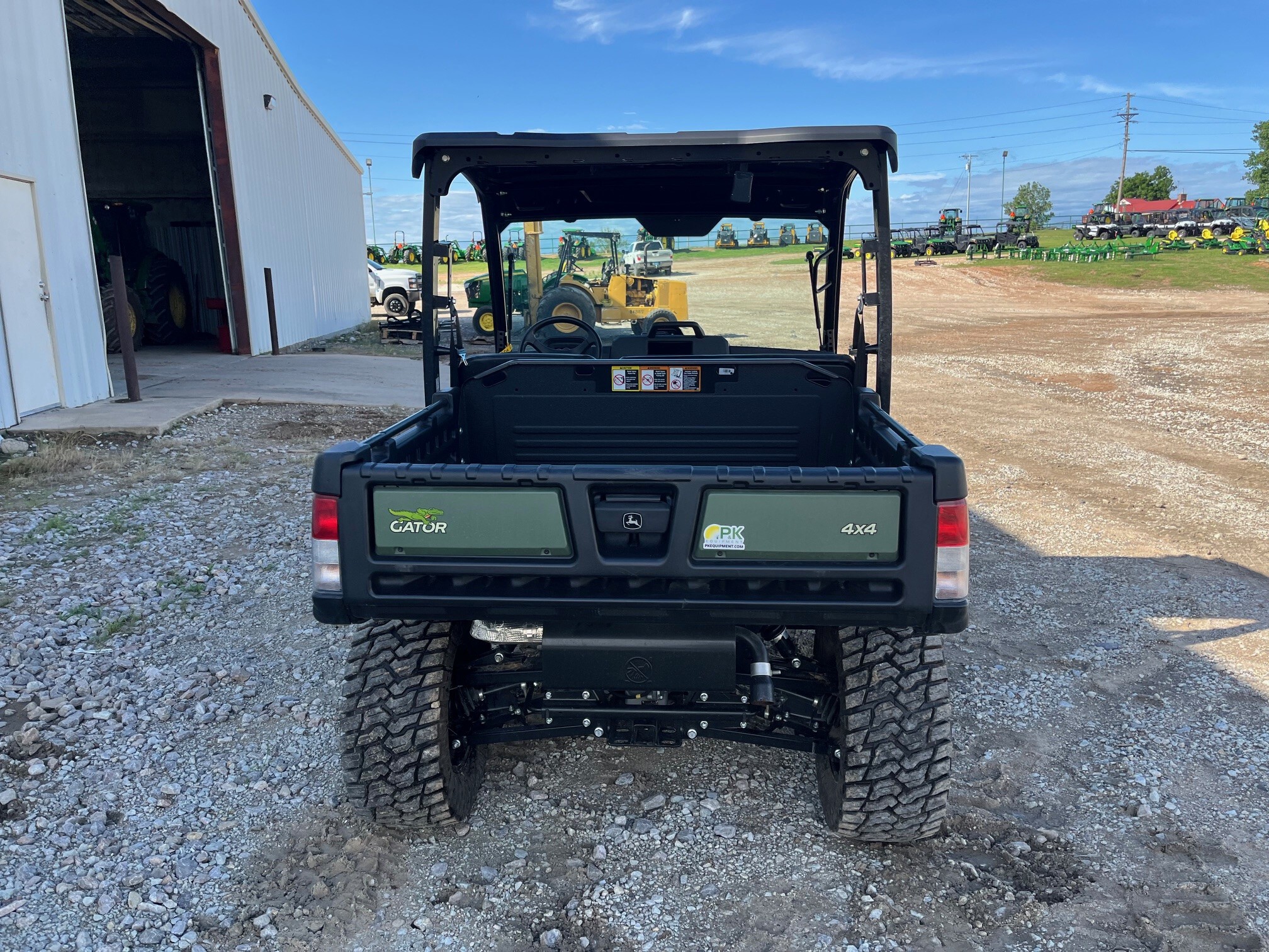 2024 John Deere XUV 835M Image 4