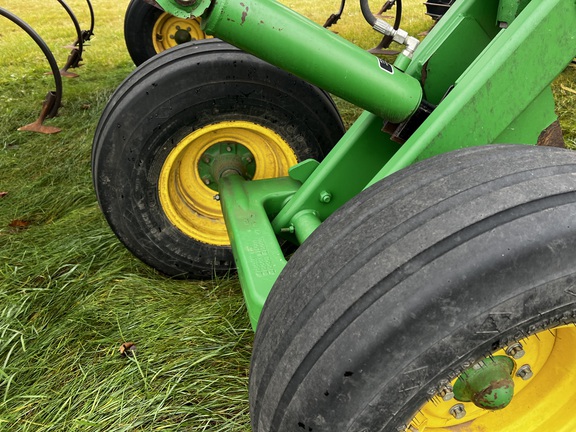 2012 John Deere 2310 - Photo10