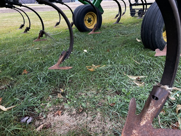 2012 John Deere 2310 - Photo17