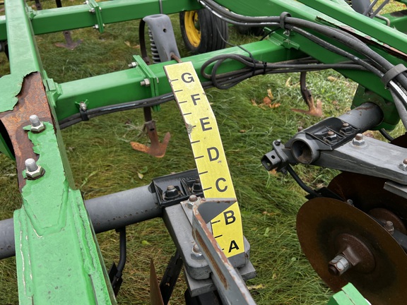 2012 John Deere 2310 - Photo29