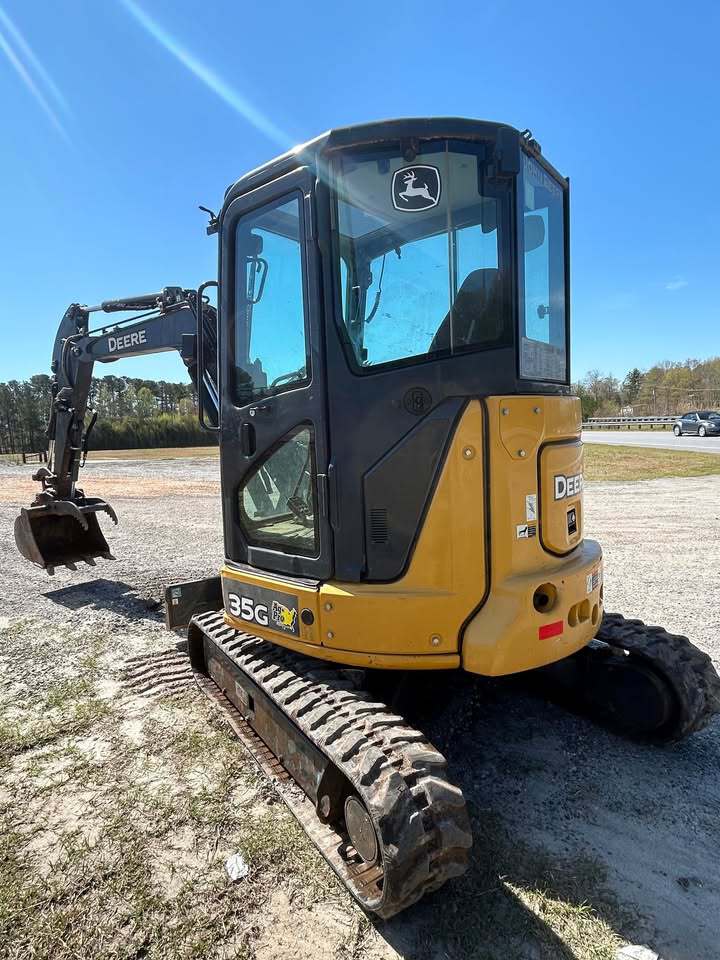 2020 John Deere 35G Image 5