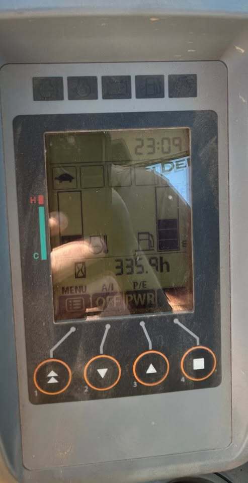 2020 John Deere 35G Image 7
