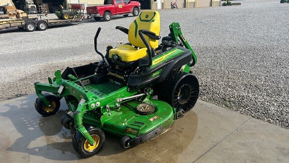 Photo of 2023 John Deere Z960M