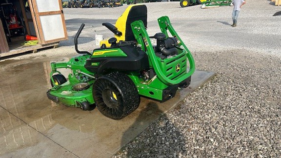 Photo of 2023 John Deere Z960M