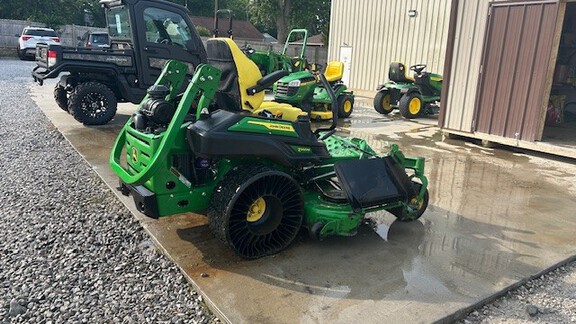 Photo of 2023 John Deere Z960M