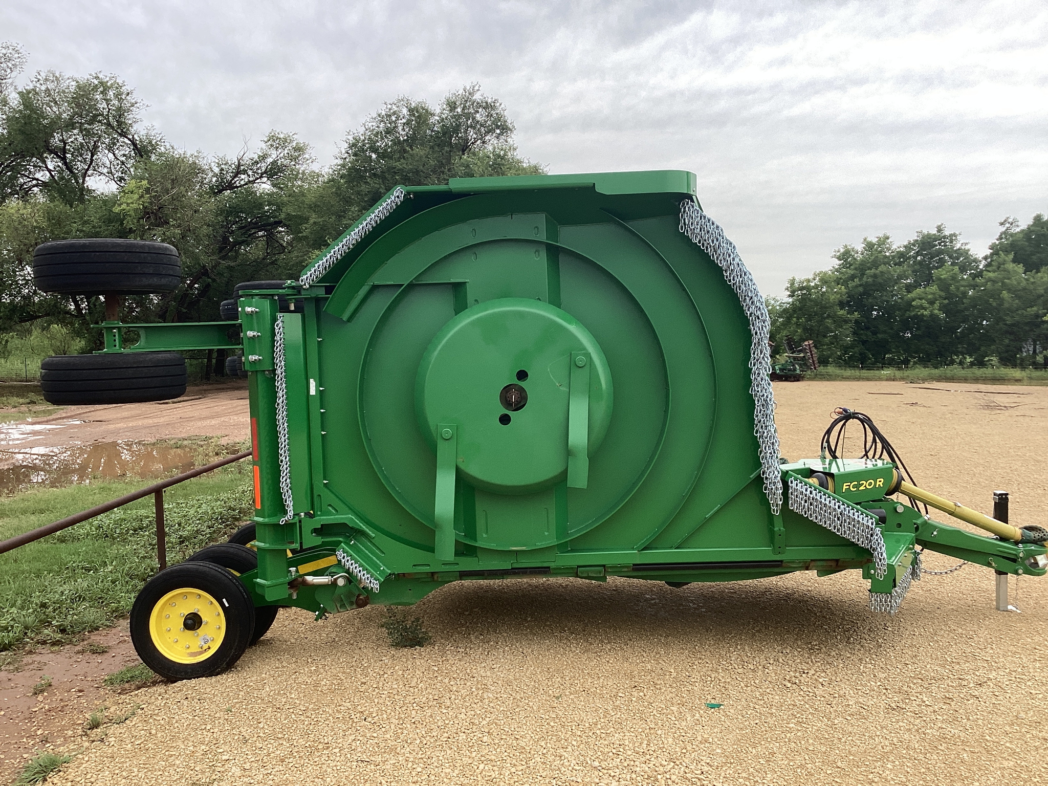 2024 John Deere FC20R Image 2