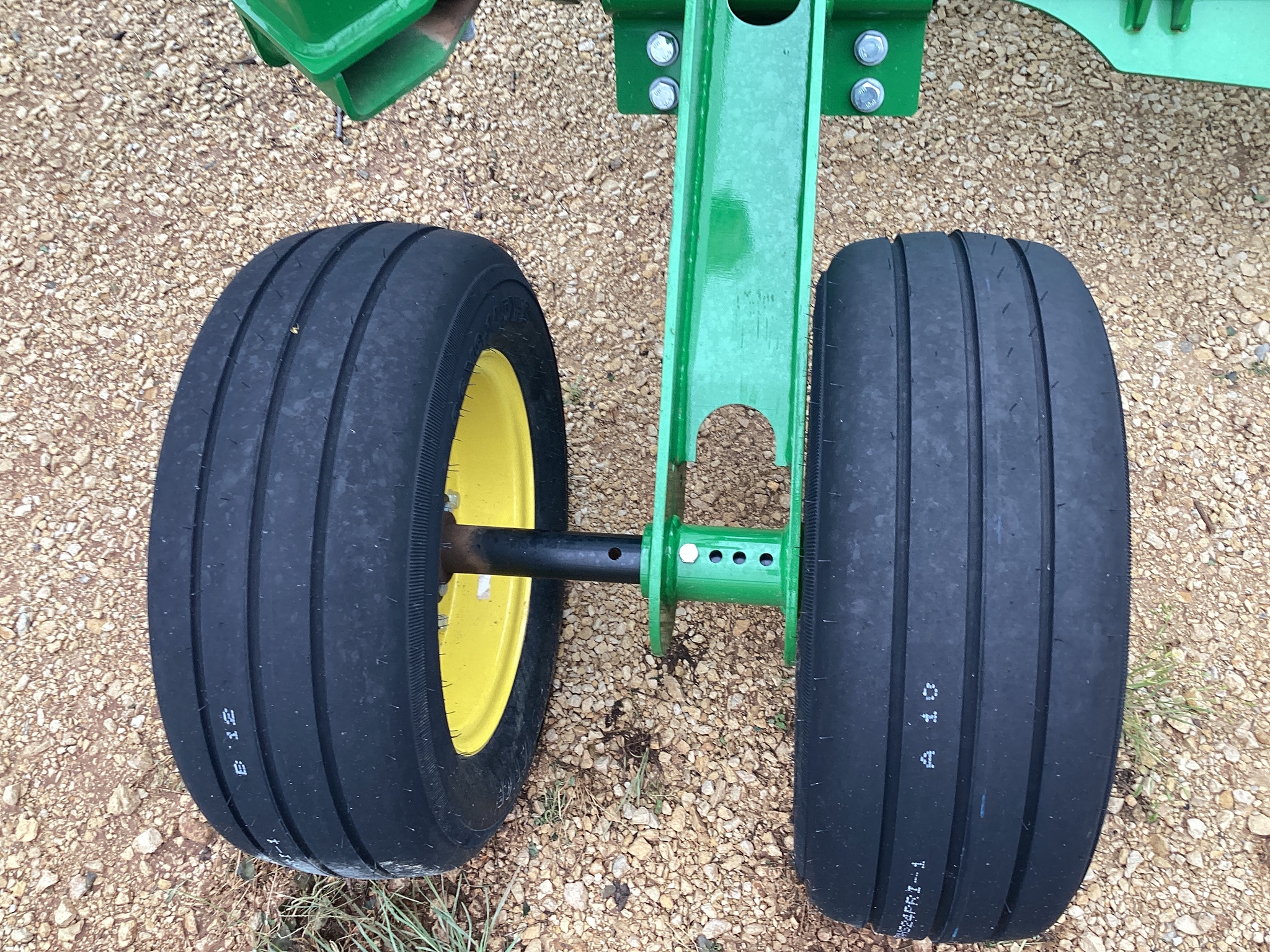 2024 John Deere FC20R Image 5