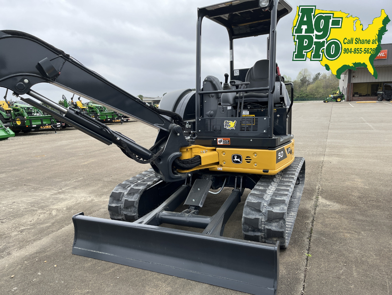 2025 John Deere 50 P Image 2
