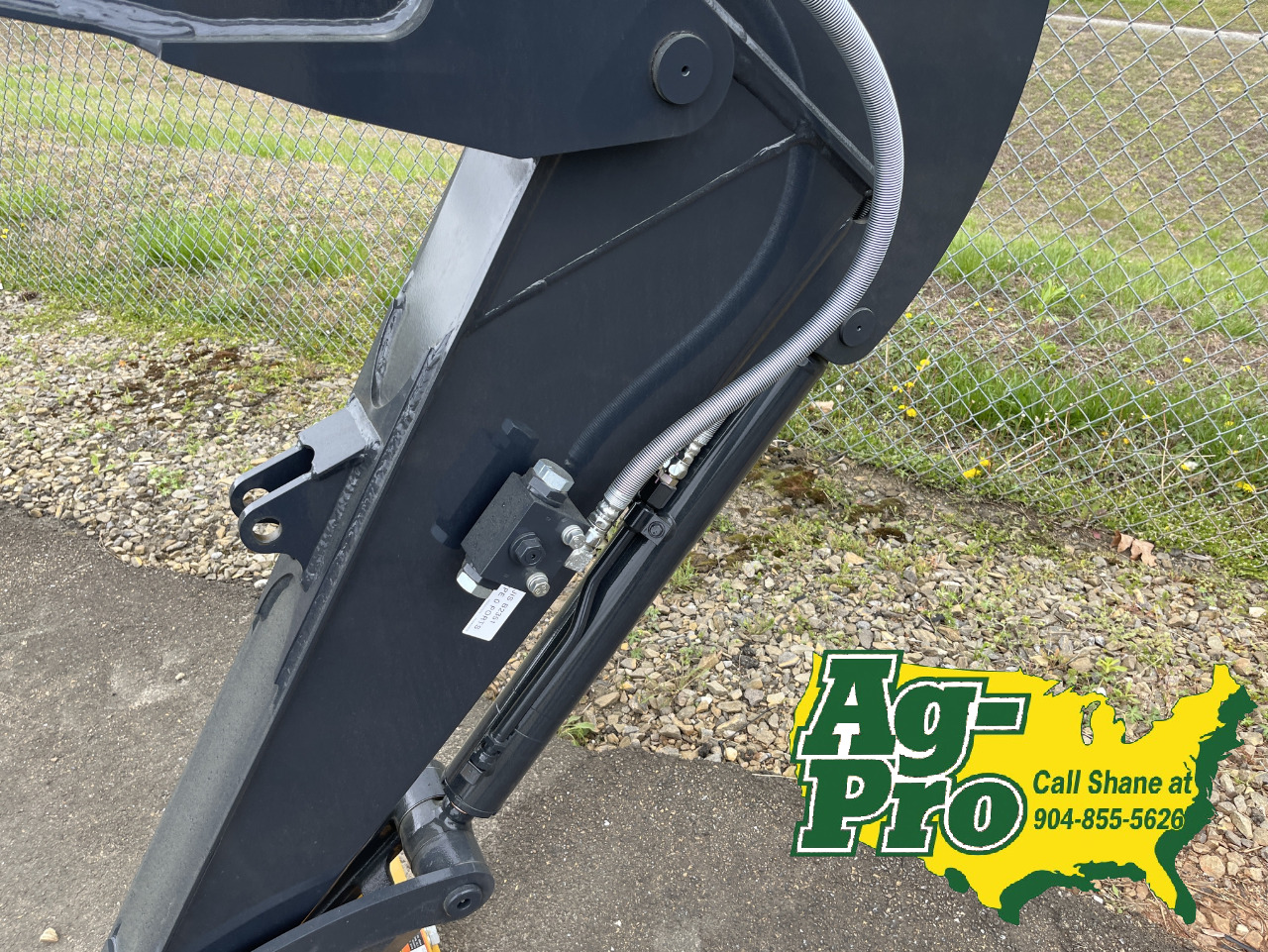 2025 John Deere 50 P Image 5