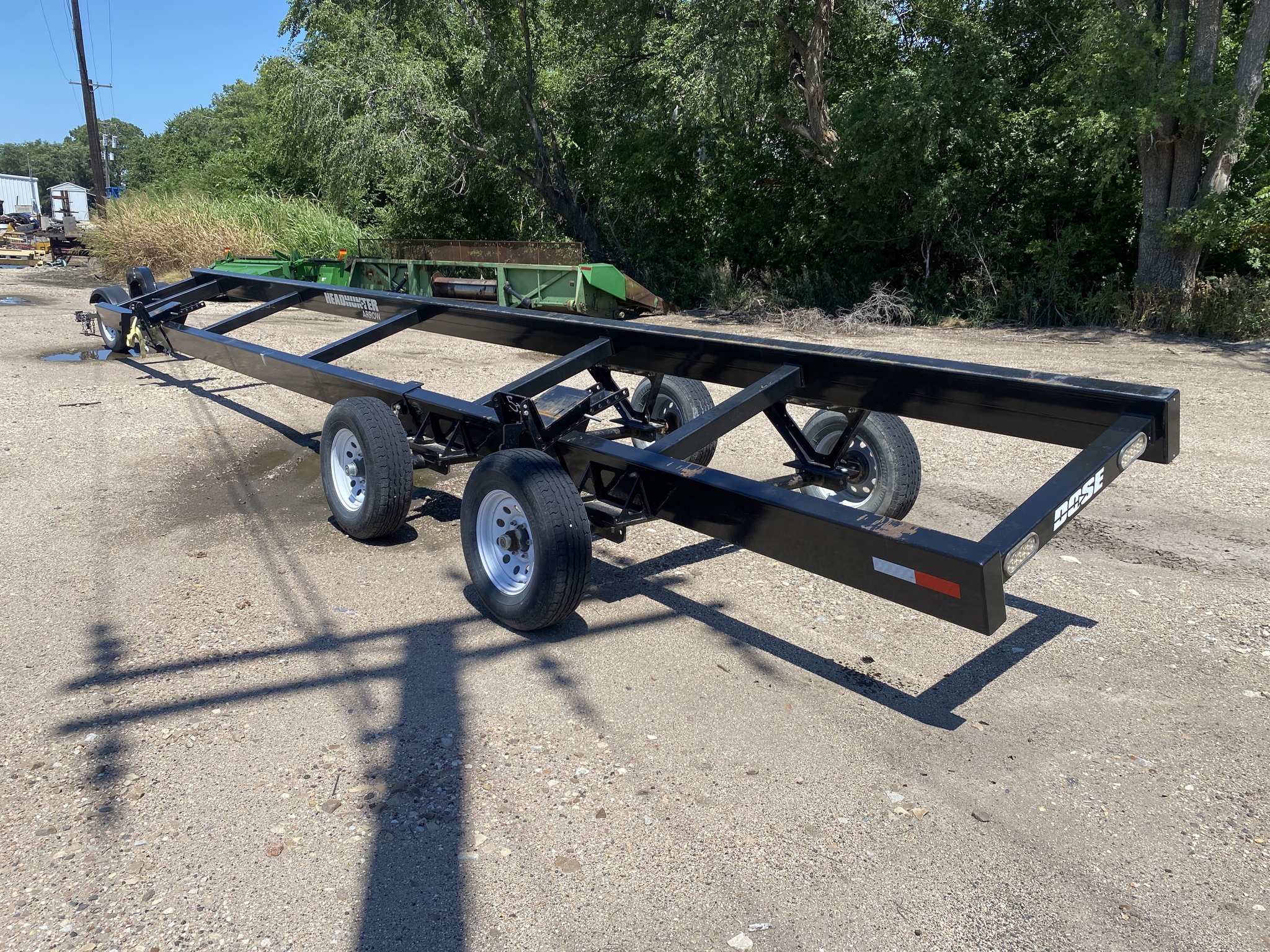 2020 Headhunter 37 Image 3