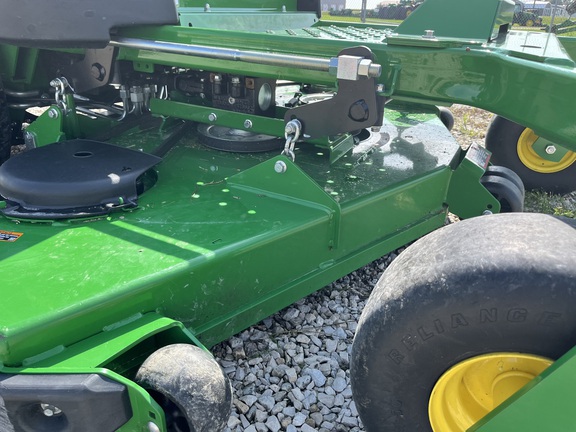 2025 John Deere Z997R - Photo23