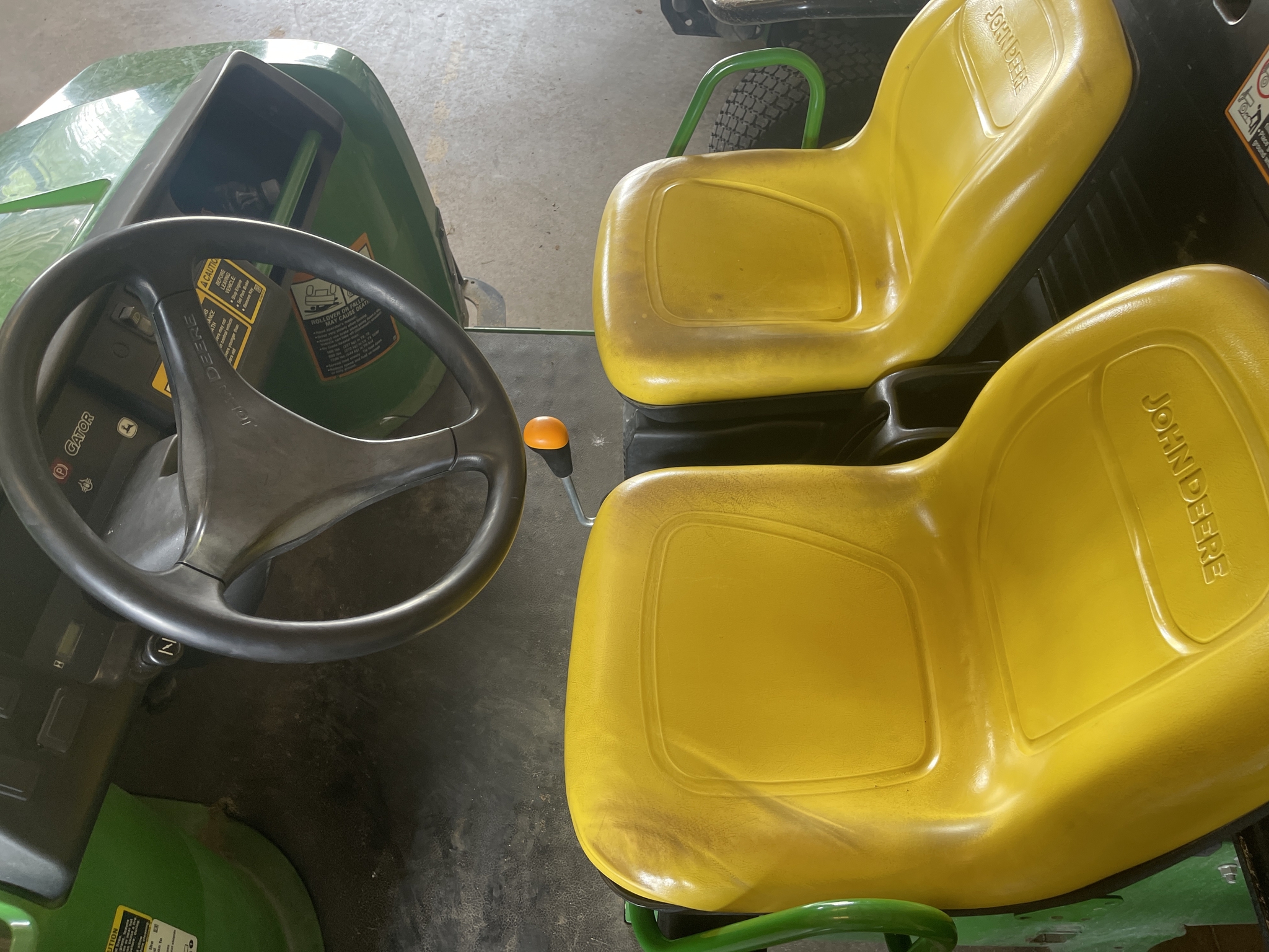 2021 John Deere Tx Turf Image 11