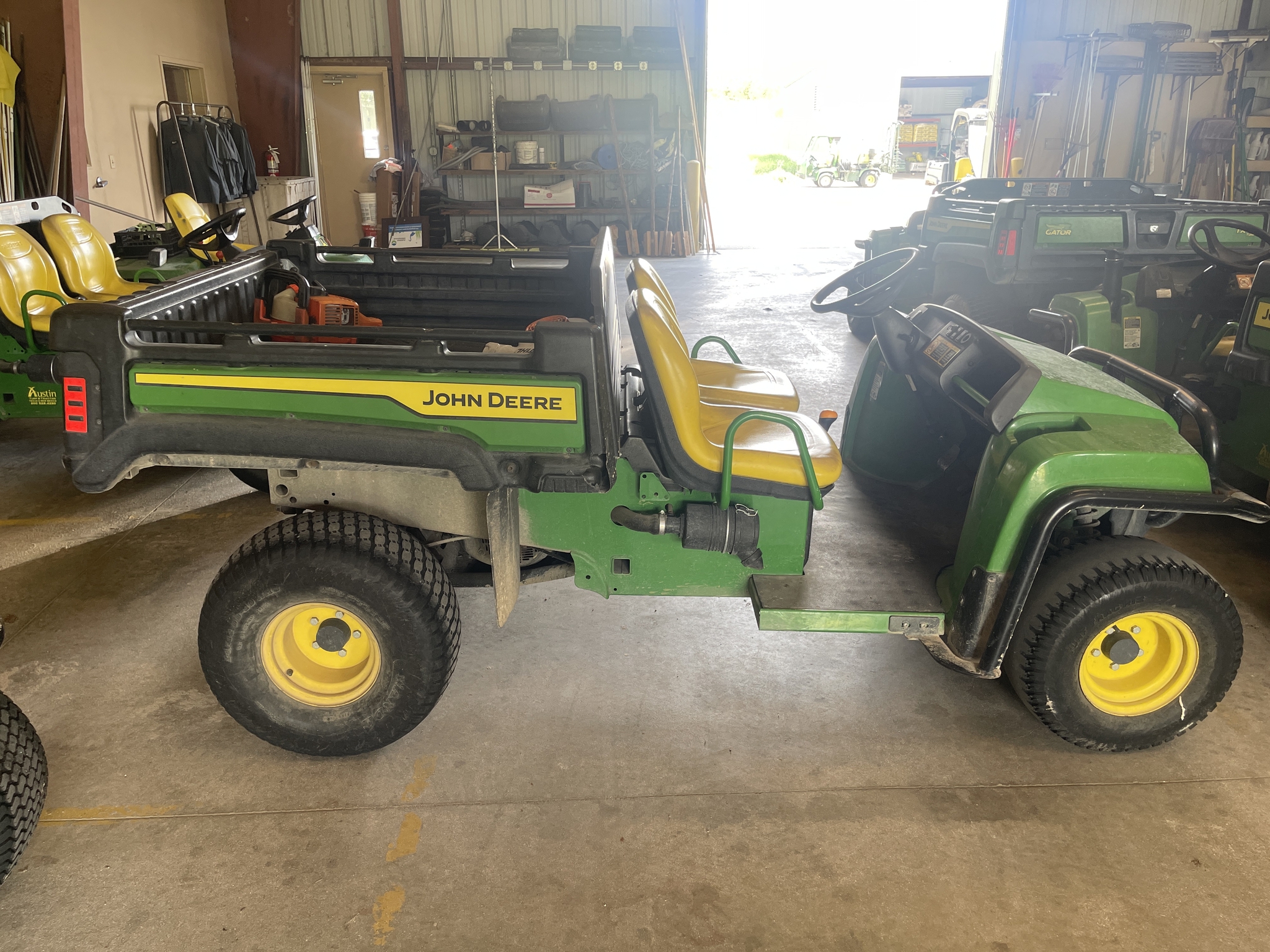 2021 John Deere Tx Turf Image 6