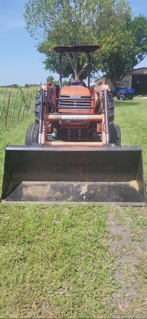 2008 Kubota M4800 Image 3