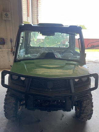 Photo of 2019 John Deere XUV 835R
