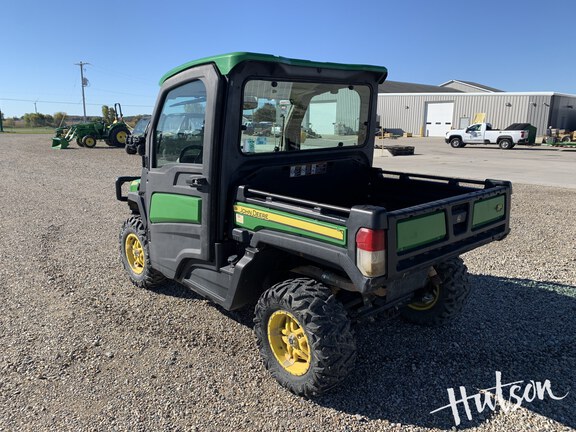 Photo of 2019 John Deere XUV 835R