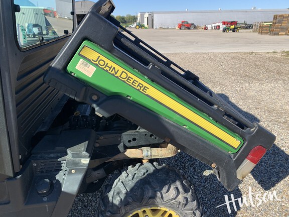 Photo of 2019 John Deere XUV 835R
