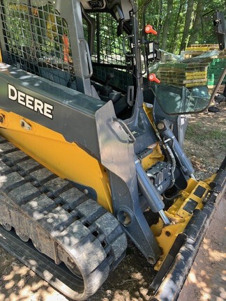2022 John Deere 333G