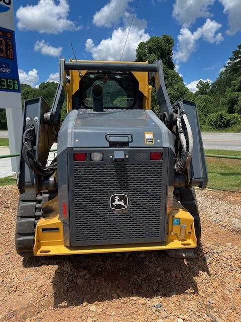2022 John Deere 333G Image 4