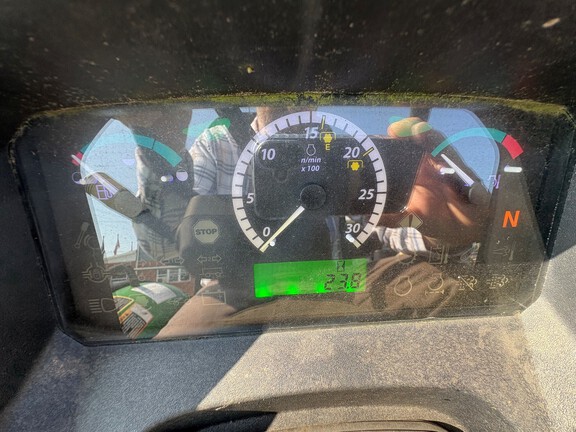 2021 John Deere 5065E Photo 6