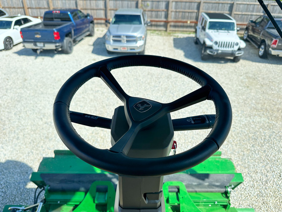 2025 John-Deere S7 800