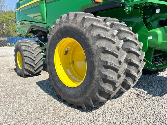 2025 John-Deere S7 800