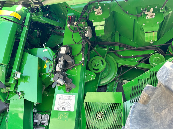 2025 John-Deere S7 800