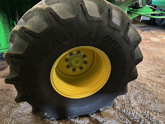 Photo of 2023 John Deere S770