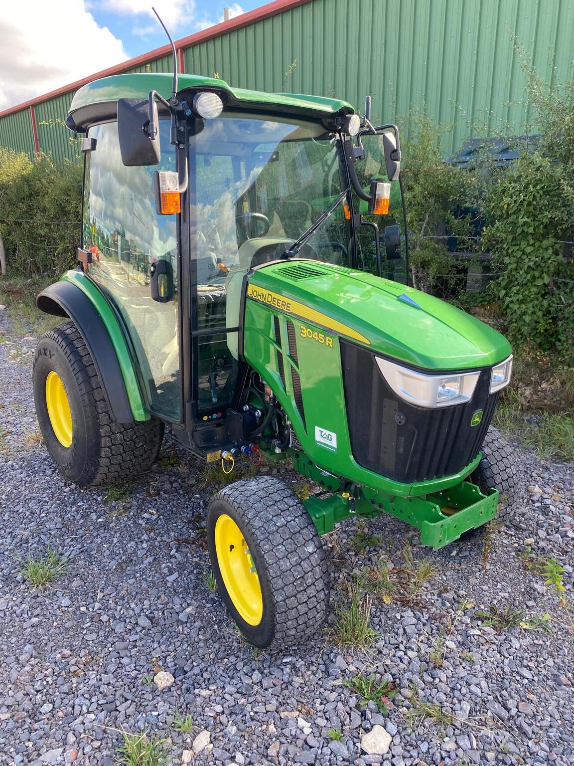 2018 John Deere 3045R