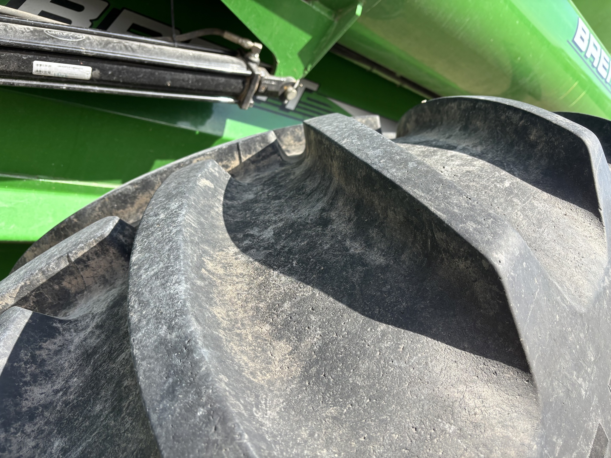  2012 Brent 1082 at Heritage Tractor in Mendota, IL