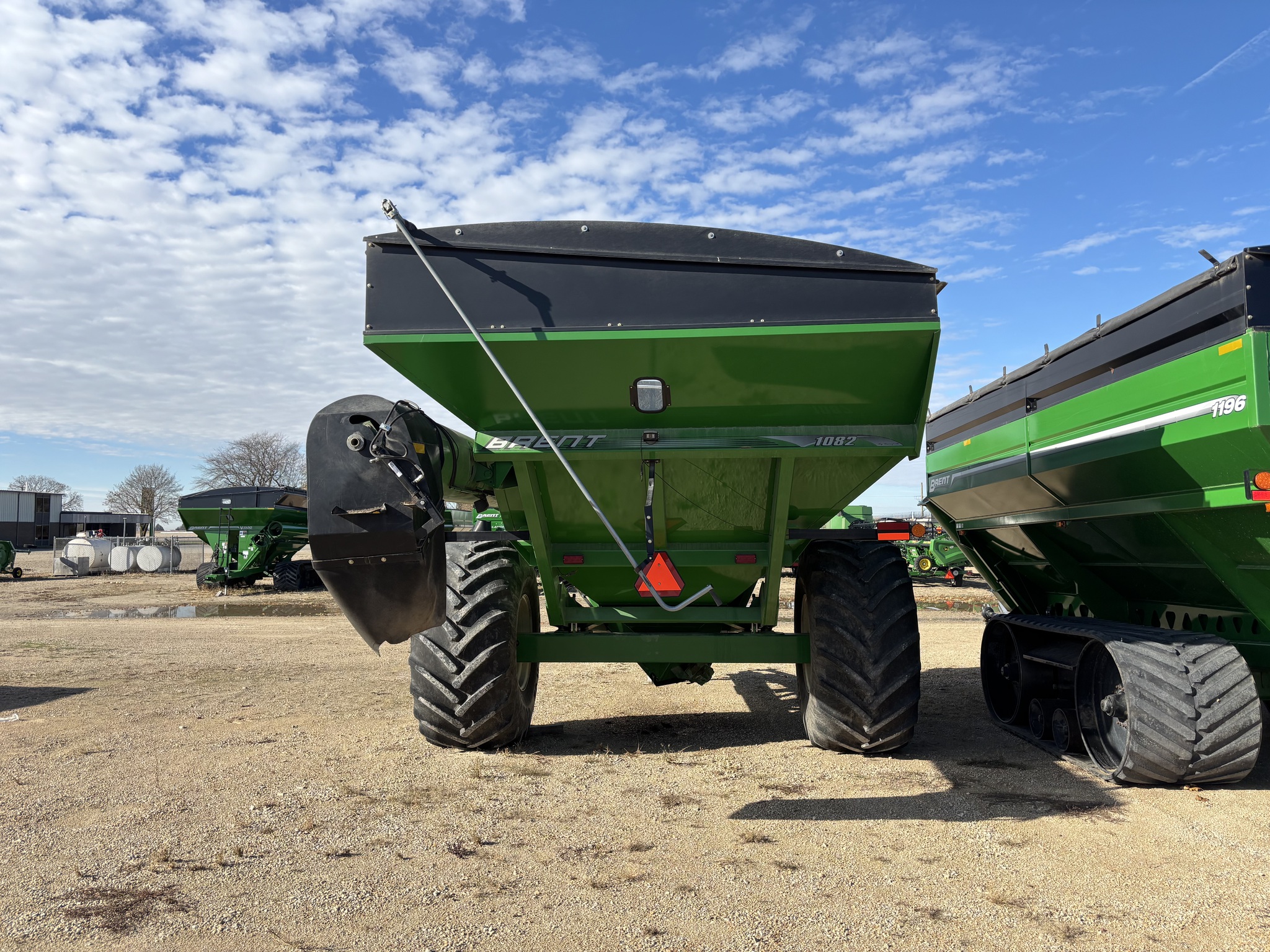  2012 Brent 1082 at Heritage Tractor in Mendota, IL