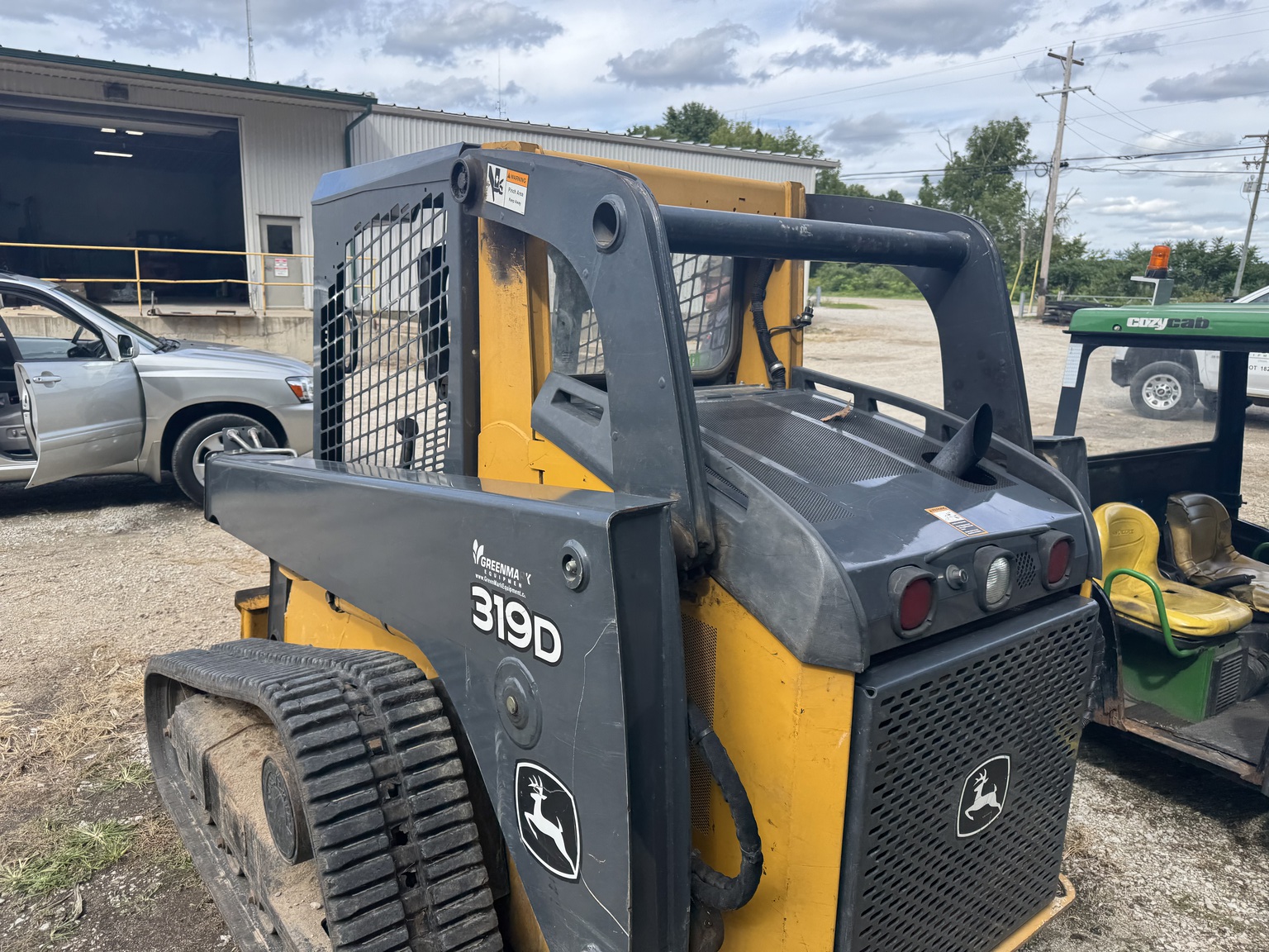 2013 John Deere 319D Image 4
