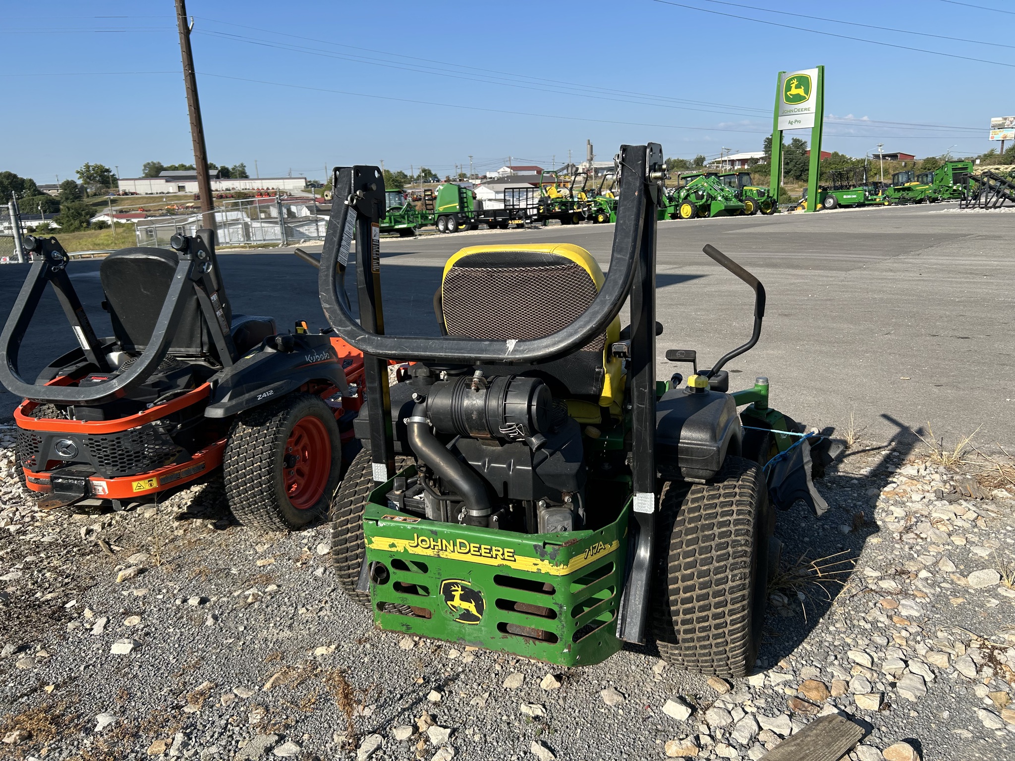 John Deere 717A Image 3