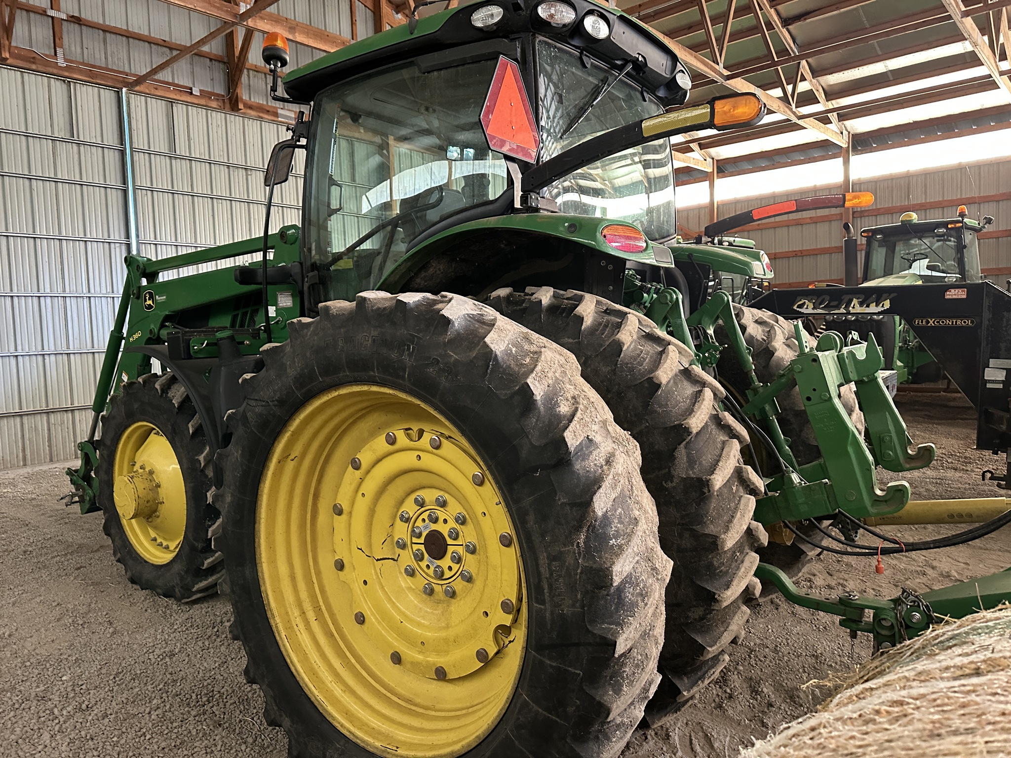 2017 John Deere 6175R Image 5