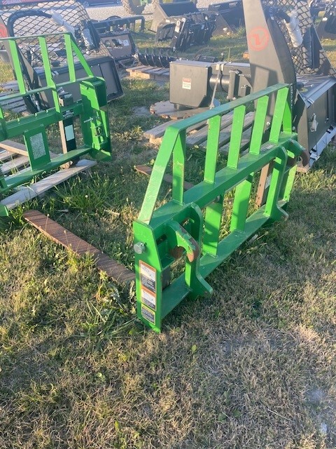 2015 Frontier AP13G Image 2