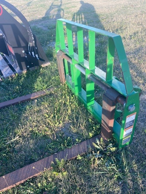 2015 Frontier AP13G Image 8