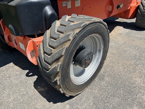 2017 JLG 1250AJP-8