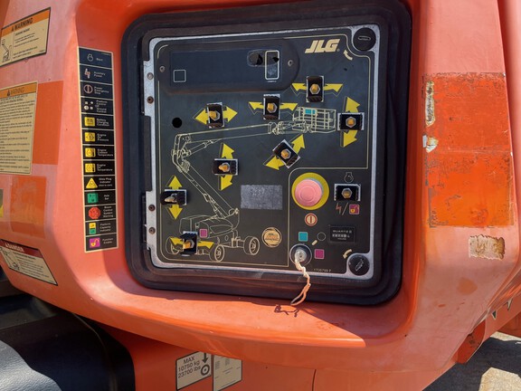 2017 JLG 1250AJP-6