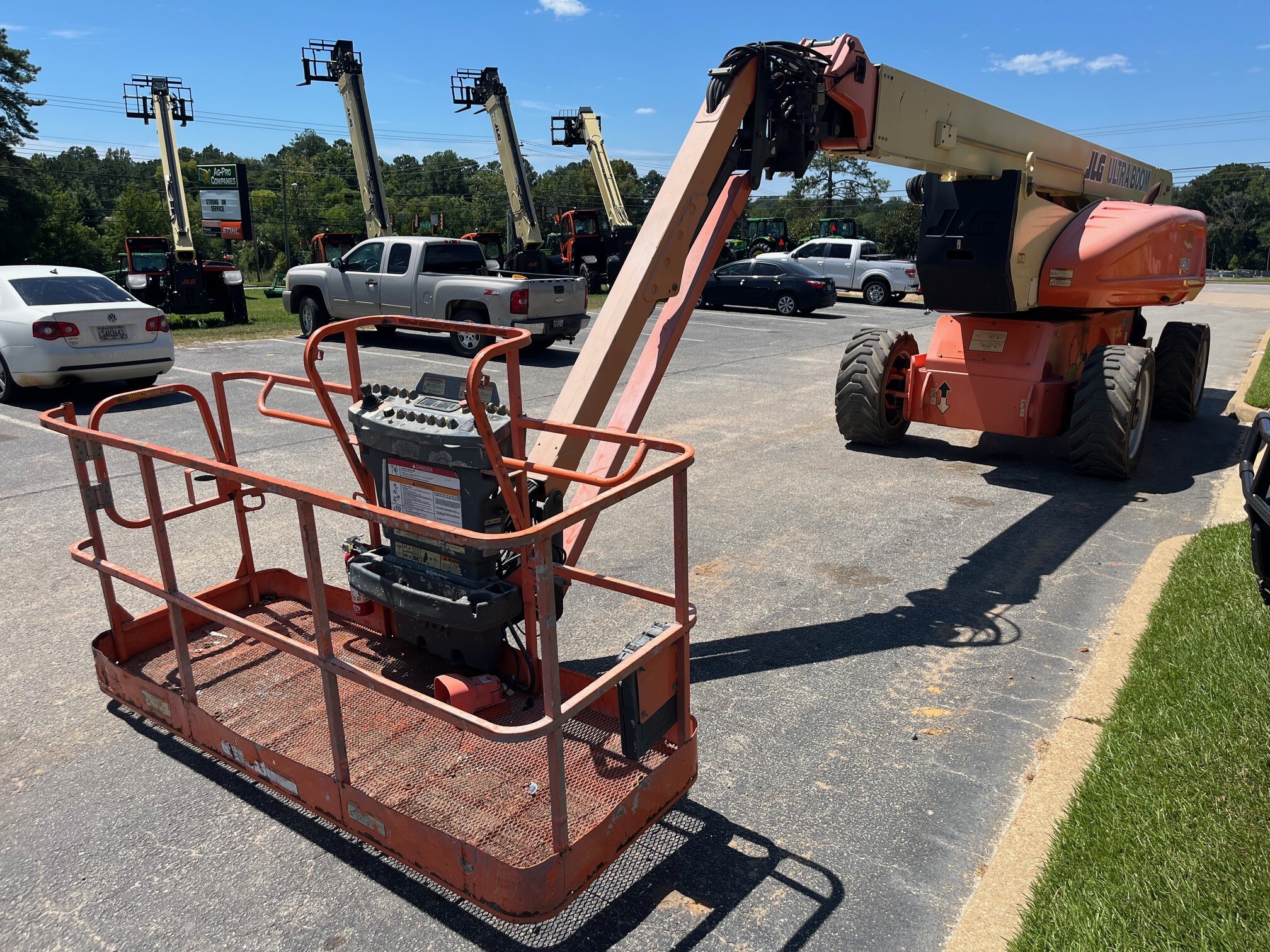 2017 JLG 1250AJP Image 5